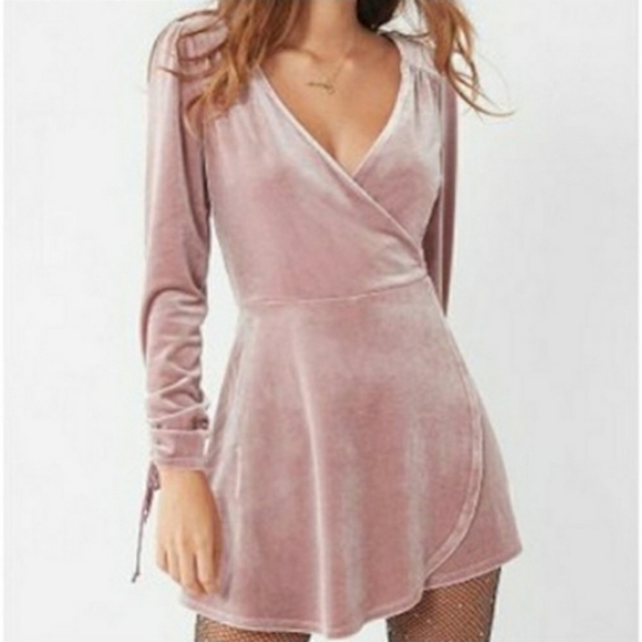 Urban Outfitters Pants - NWT Urban Outfitters Goldmine Velvet Romper